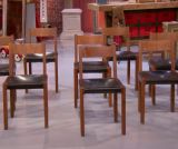 Les chaises Pierre Chapo d'Arnaud