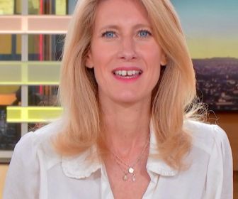 La politique s'éclaire