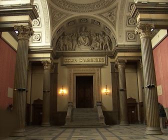 Faites entrer l'accusé