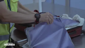 Au cœur des douanes - S7E14 - Episode 14