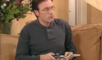 Le miel et les abeilles - S02 E41 - Le complot