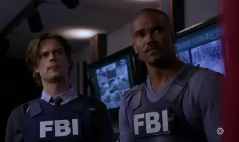 Esprits criminels - S07 E24 - As de coeur