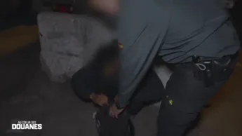 Au cœur des douanes - S7E17 - Episode 17