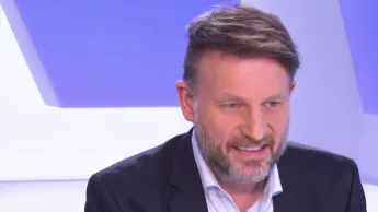 C dans l'air l'invité - Guillaume Grallet - Cartes d'identité, passeports : braquage sur vos données !