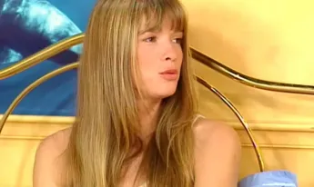 Hélène et les garçons - S11 E11 - Renouveau