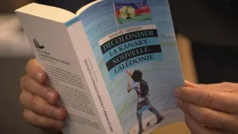 C pas si loin - La bataille des mots, le poids de l'histoire