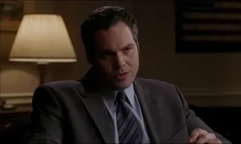 New York, section criminelle - New York Section Criminelle - S03 E04 - Un tueur assassiné