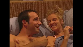 Un gars, une fille - S3E44 - Au lit (11)