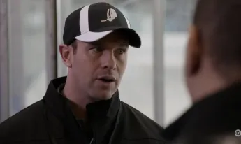 New York, unité spéciale - New York Unité Spéciale - S18 E11 - Dans le secret des vestiaires