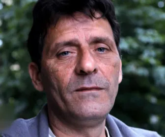 Faites entrer l'accusé