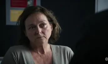 Indéfendable - S01 E39 - Tante italienne et roman suédois