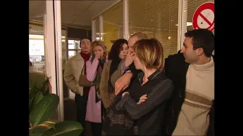 Un gars, une fille - S3E83 - File d'attente (4)