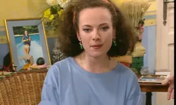 Le miel et les abeilles - S03 E12 - Le miel collant