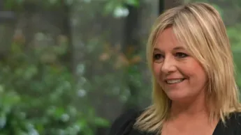 Bel & Bien ensemble - Flavie Flament témoigne : "Comment accepter son corps qui vieillit sous le regard des autres ?"