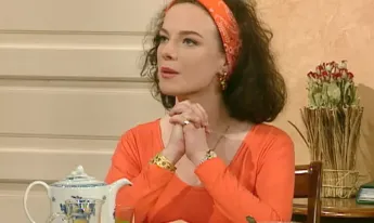 Le miel et les abeilles - S03 E13 - Alibis