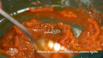 Tous en cuisine : la recette du jour - Ailerons de poulet croustillants aux poivrons mijotés