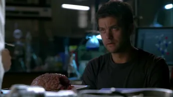 Fringe - S2E7 - Le côté obscur