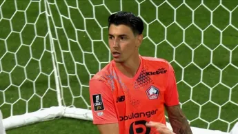 Stade 2 Ligue 1 - LOSC : Berke Özer, un gardien en or