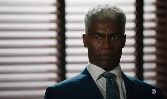 New York, police judiciaire - Replay New York Police Judiciaire - Episode 05 Saison 22 - Le mot de trop