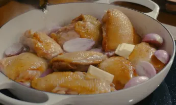 Petits plats en équilibre - Fricassée de poulet aux échalotes et au chasselas