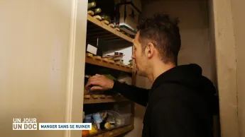 Un jour, un doc - Manger sans se ruiner