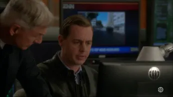 NCIS - S12 E22 - Les enfants perdus (1/3)