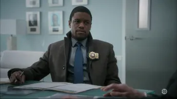 Elementary - S3 E17 - Vague de froid
