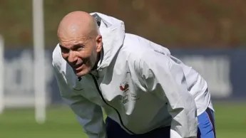 Stade 2 - Football : Zinédine Zidane, encore l'état de grâce
