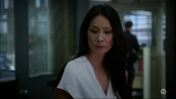 Elementary - S4 E5 - Les chevaliers de Nottingham