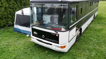 La folie du camping-car : des vacances pas comme les autres - S1E16 - Episode 16