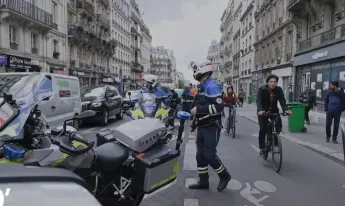 90' Enquêtes - Rodéos, chauffards et fous du vélo : la guerre de la route est déclarée !