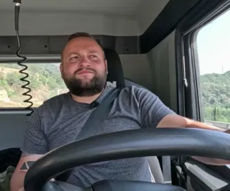 Les routiers : profession chauffeur poids lourd
