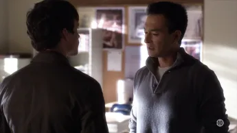 Pretty little liars - S4 E17 - Mords-toi la langue