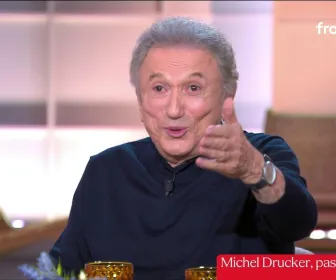 C à vous la suite