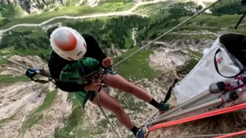 Stade 2 la quotidienne - Alpinisme : le défi de documenter la montagne