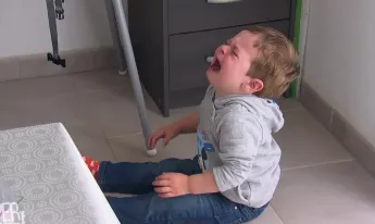 Super Nanny - Maman dit oui, papa dit non : nos enfants en profitent