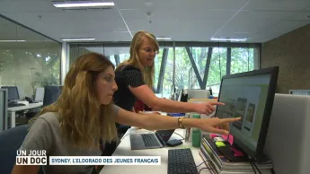 Un jour, un doc - Sydney, l'eldorado des jeunes Français