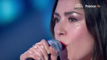 Vivement dimanche - Olivia Ruiz chante "Les mots bleus"