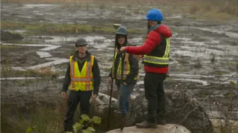 Le mystère d'Oak Island : la course au trésor - S10E25 - Sous la trappe
