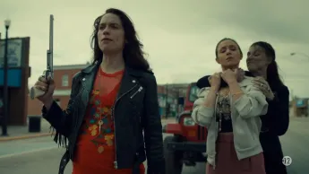 Wynonna Earp - S2 E12 - Naissance et résurrection