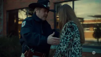 Wynonna Earp - S2 E10 - Poison