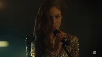 Wynonna Earp - S2 E4 - Incontrôlable