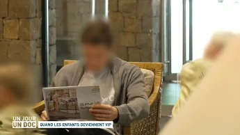 Un jour, un doc - Quand les enfants deviennent VIP